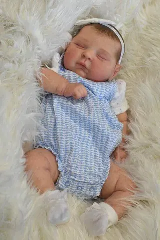Ella Premium Best Seller Doll 2 Thumb product photo