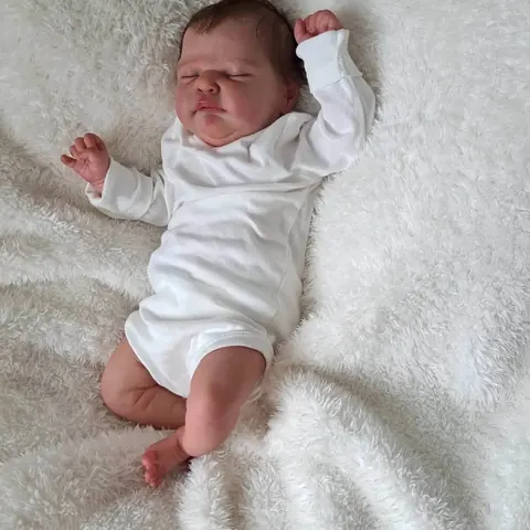 Noel Peaceful Sleeping Doll 2 Thumb product photo